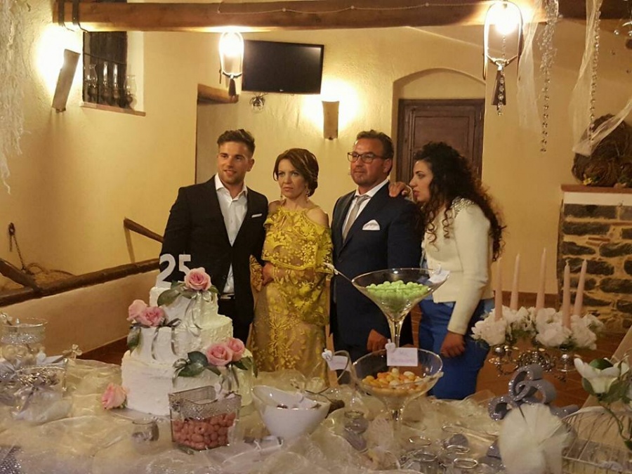 La comunità raddusana festeggia suoi concittadini al 25° anniversario di matrimonio